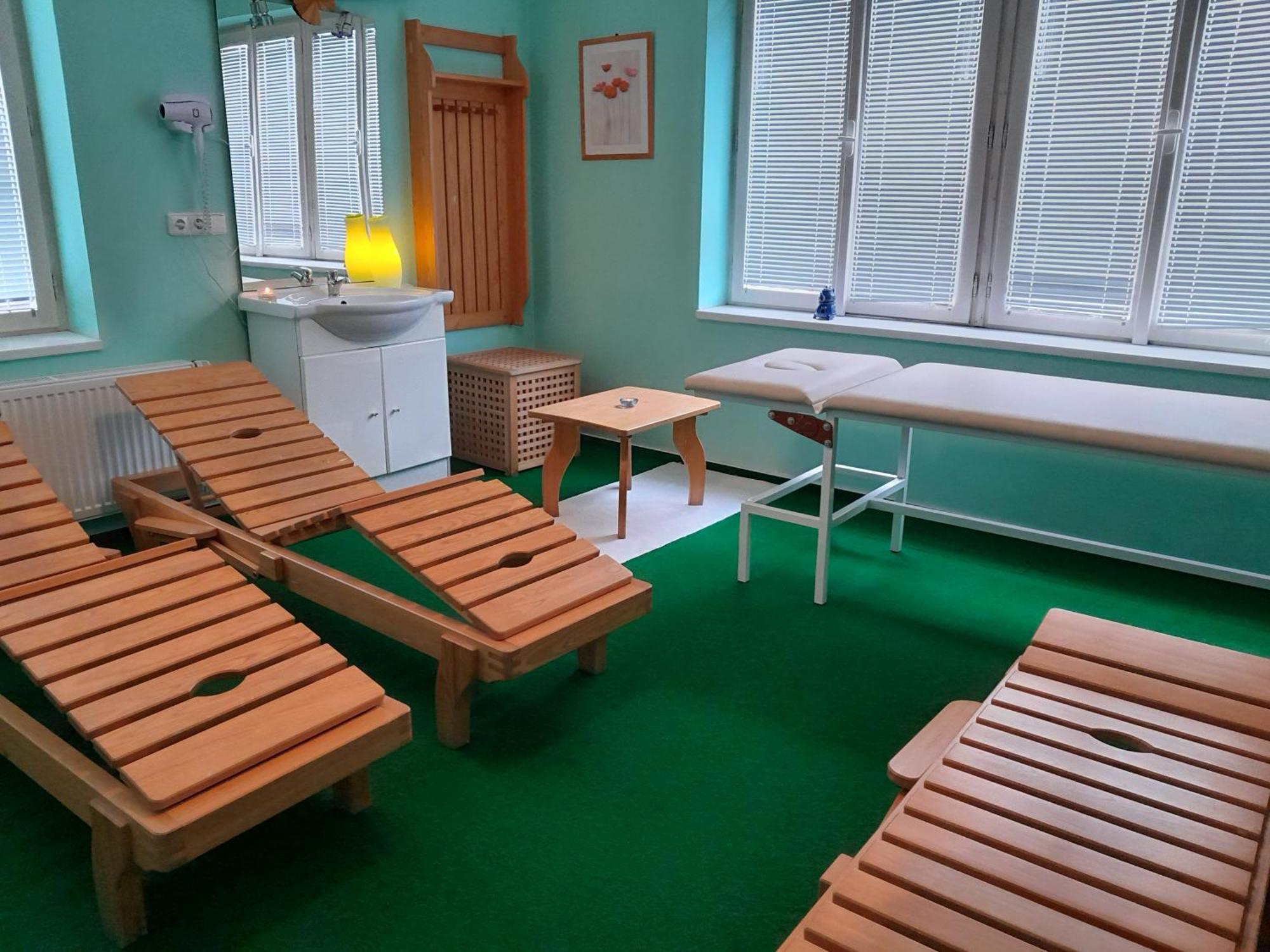 Pension Jana - Wellness Jilemnice Eksteriør billede